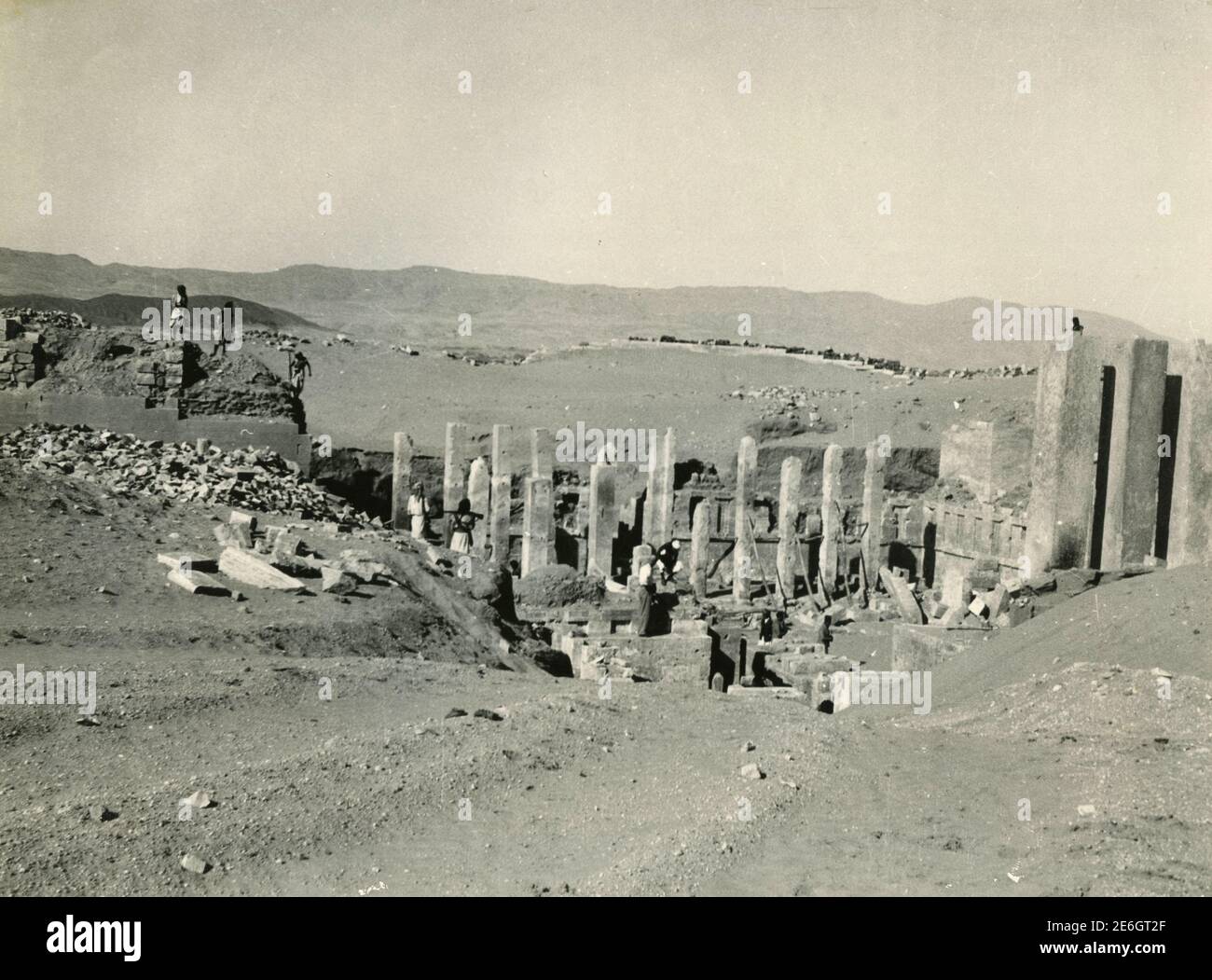 Les ruines du temple d'Awwam, Saba, Yémen des années 1950 Banque D'Images