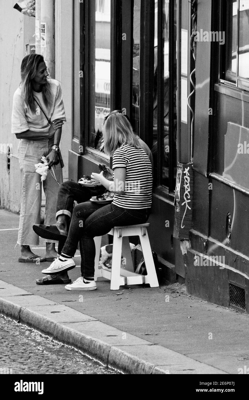 rue dans le pays de la ville Banque D'Images