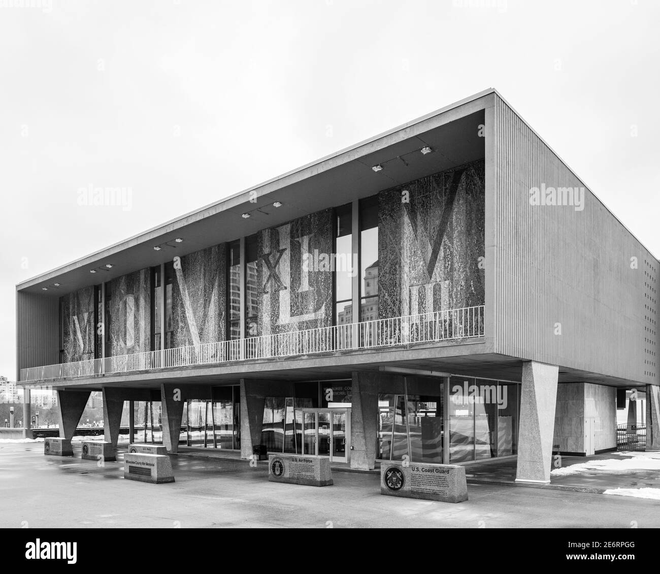 Milwaukee County War Memorial Center conçu par Eero Saarinen Banque D'Images