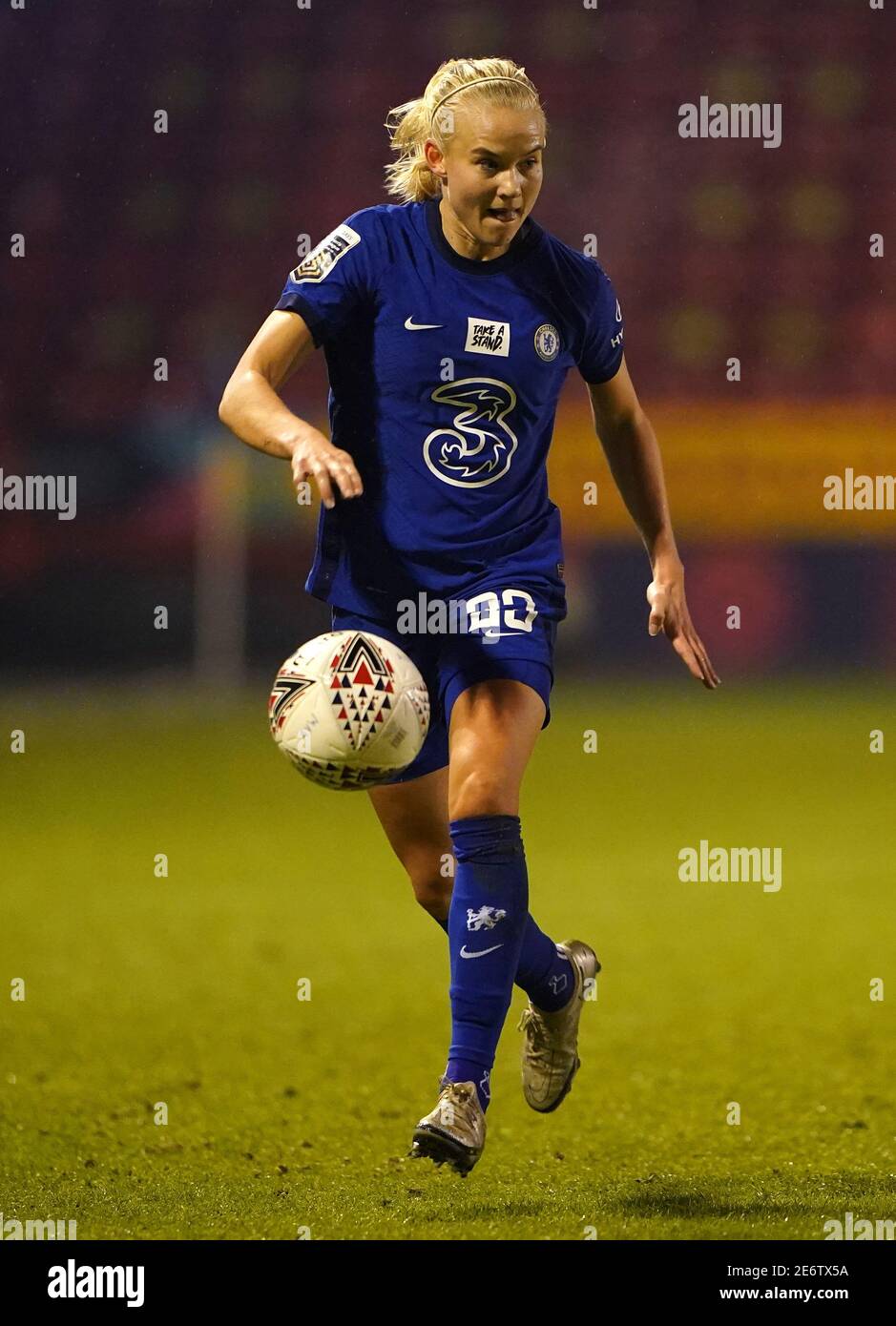Chelsea's Pernille Harder lors du match de la Super League féminine de la FA au stade Banks's, Walsall. Date de la photo: Mercredi 27 janvier 2021. Banque D'Images