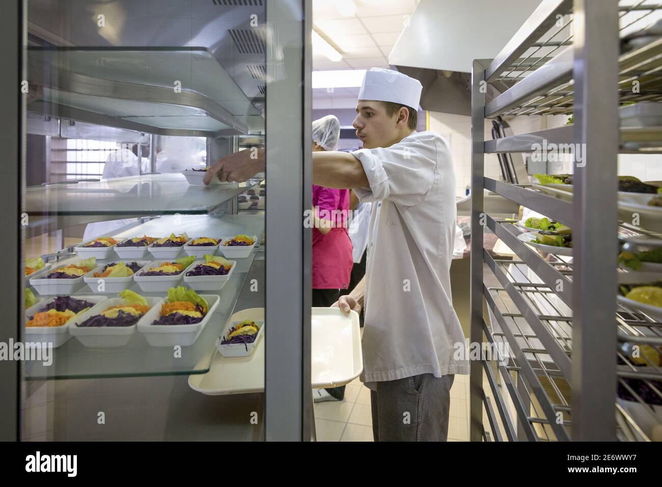 France, Indre et Loire, Tours, la CIT ? Centre d'apprentissage de la formation, apprentis de la section de restauration collective Banque D'Images