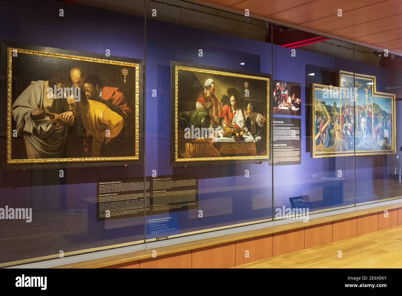 France, Indre et Loire, Loches, peintures attribuées au Caravaggio, intitulée l'incrédulité de Saint Thomas à gauche, la dernière Cène à Emmaüs au milieu et l'retable Liget de Jean Poyet à droite Banque D'Images