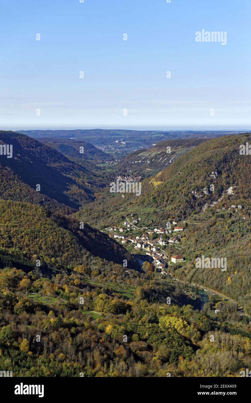 France, Doubs, Mouthier haute Pierre, la vallée de la Loue et le village de Lods, étiquetés les plus Beaux villages de France (les plus beaux villages de France) Banque D'Images