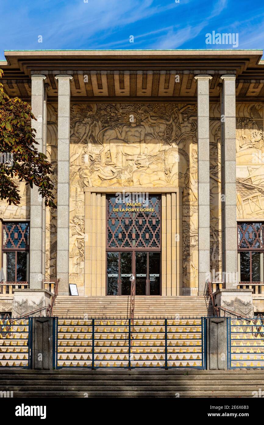 France, Paris, Palais de la porte Doree, aquarium de Topicale, style Art  déco Photo Stock - Alamy