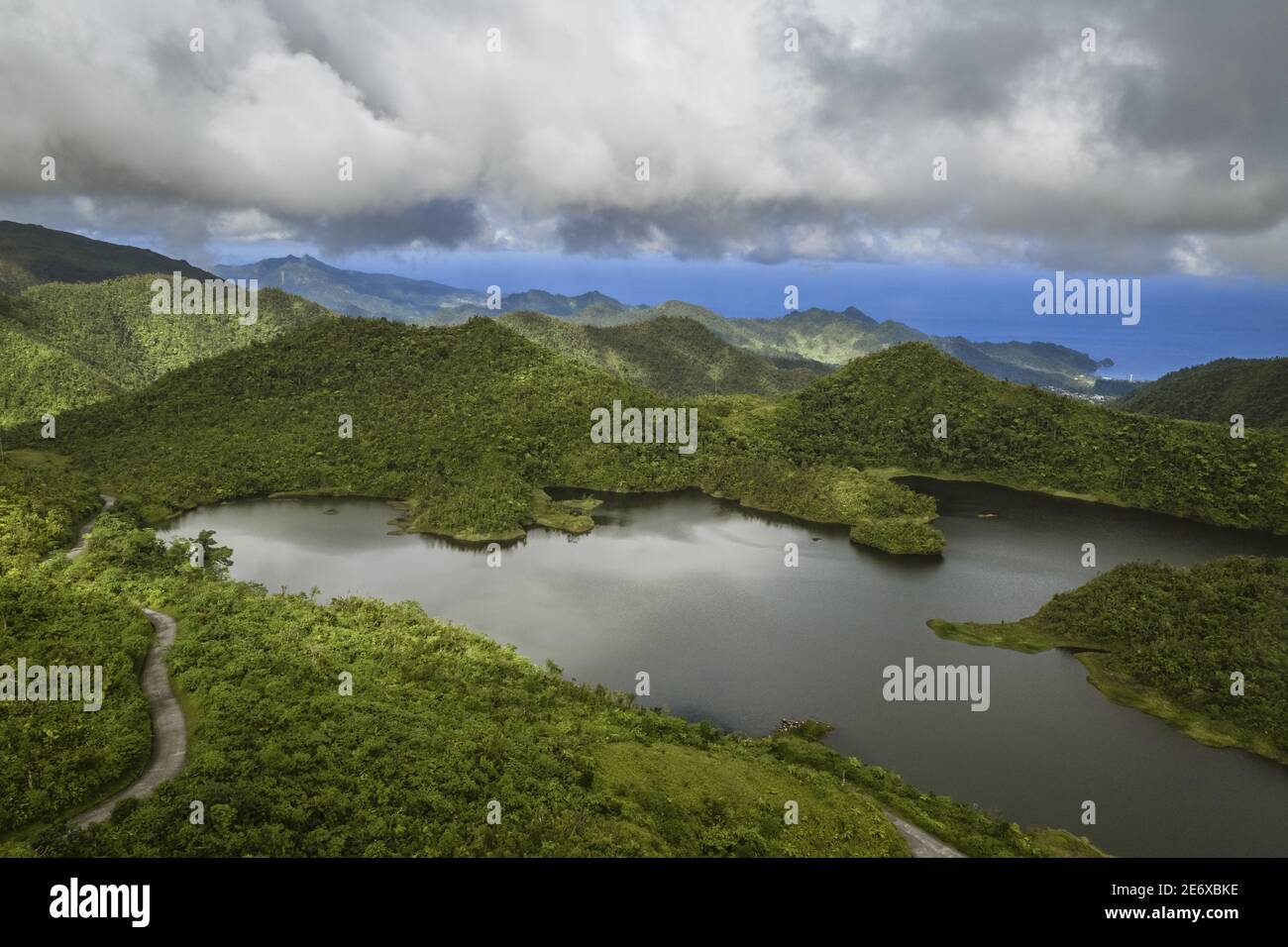 Caraïbes, Dominique Island, Morne trois Pitons Parc national classé au patrimoine mondial de l'UNESCO, Lac d'eau douce (vue aérienne) Banque D'Images