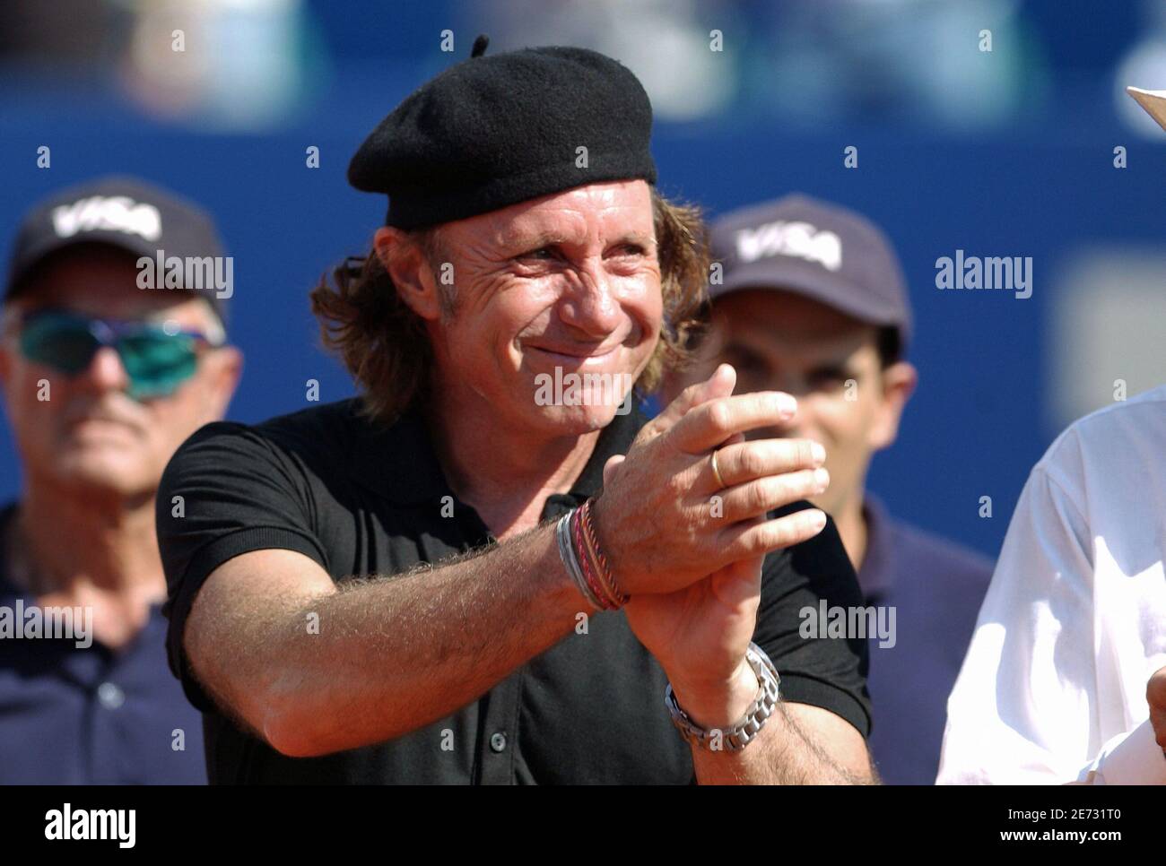 L'ancien joueur de tennis argentin Guillermo Vilas lors de la finale de la coupe Telmex à Buenos Aires, en Argentine, le 25 février 2007. Photo de Bertrand Mahe/Cameleon/ABACAPRESS.COM Banque D'Images