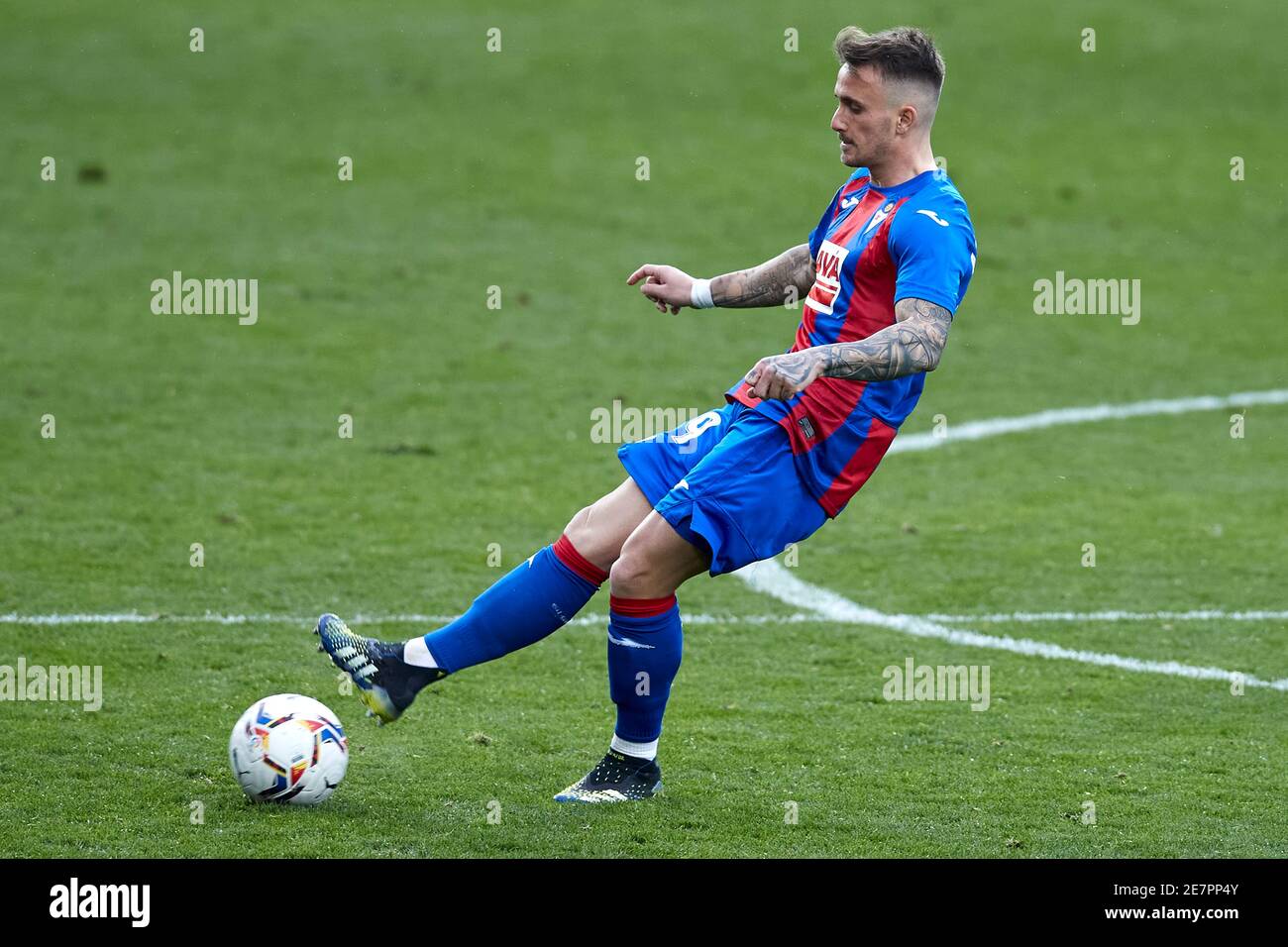 Eibar, Espagne. 30 janvier 2021. ALEIX Garcia de SD Eibar en action pendant le match de la Liga entre SD Eibar et Sevilla FC joué au stade d'Ipurua. Crédit : ion Alcoba/Capturasport/Alay Live News Banque D'Images