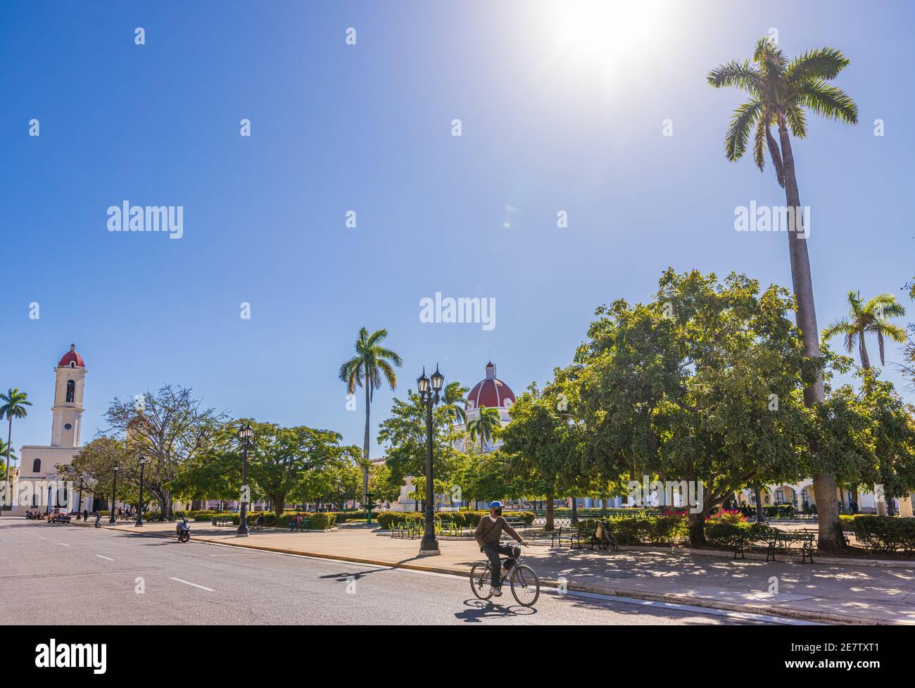 Palacio del Ayuntamiento et le Parque Jose Marti à Cienfuegos, Cuba Banque D'Images