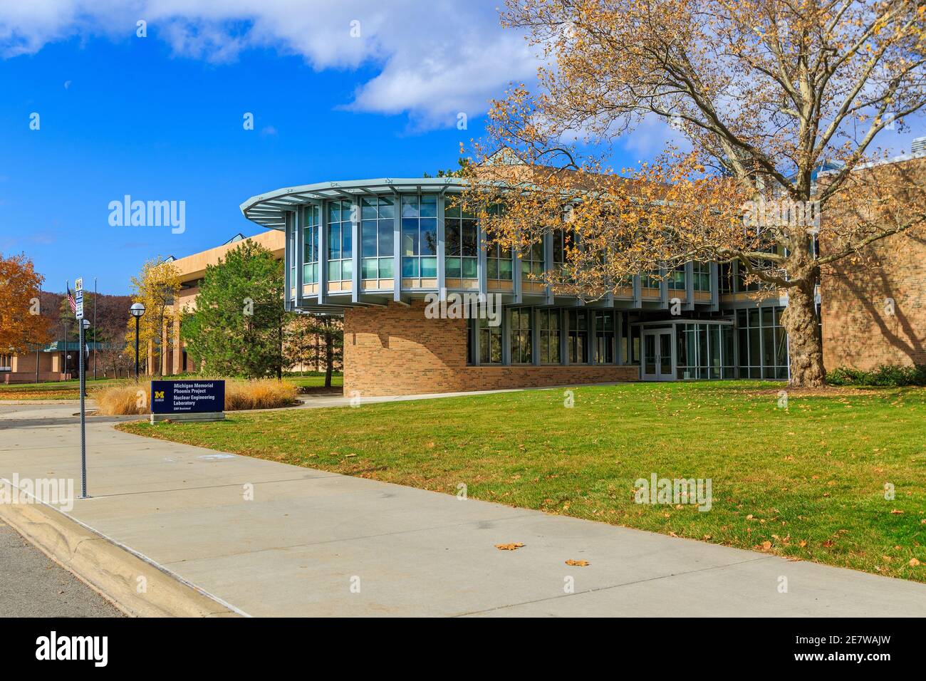 ANN ARBOR, MI, États-Unis - NOVEMBRE 8 : Phoenix Memorial Laboratory le 8 novembre 2020 à l'Université du Michigan à Ann Arbor, Michigan. Banque D'Images