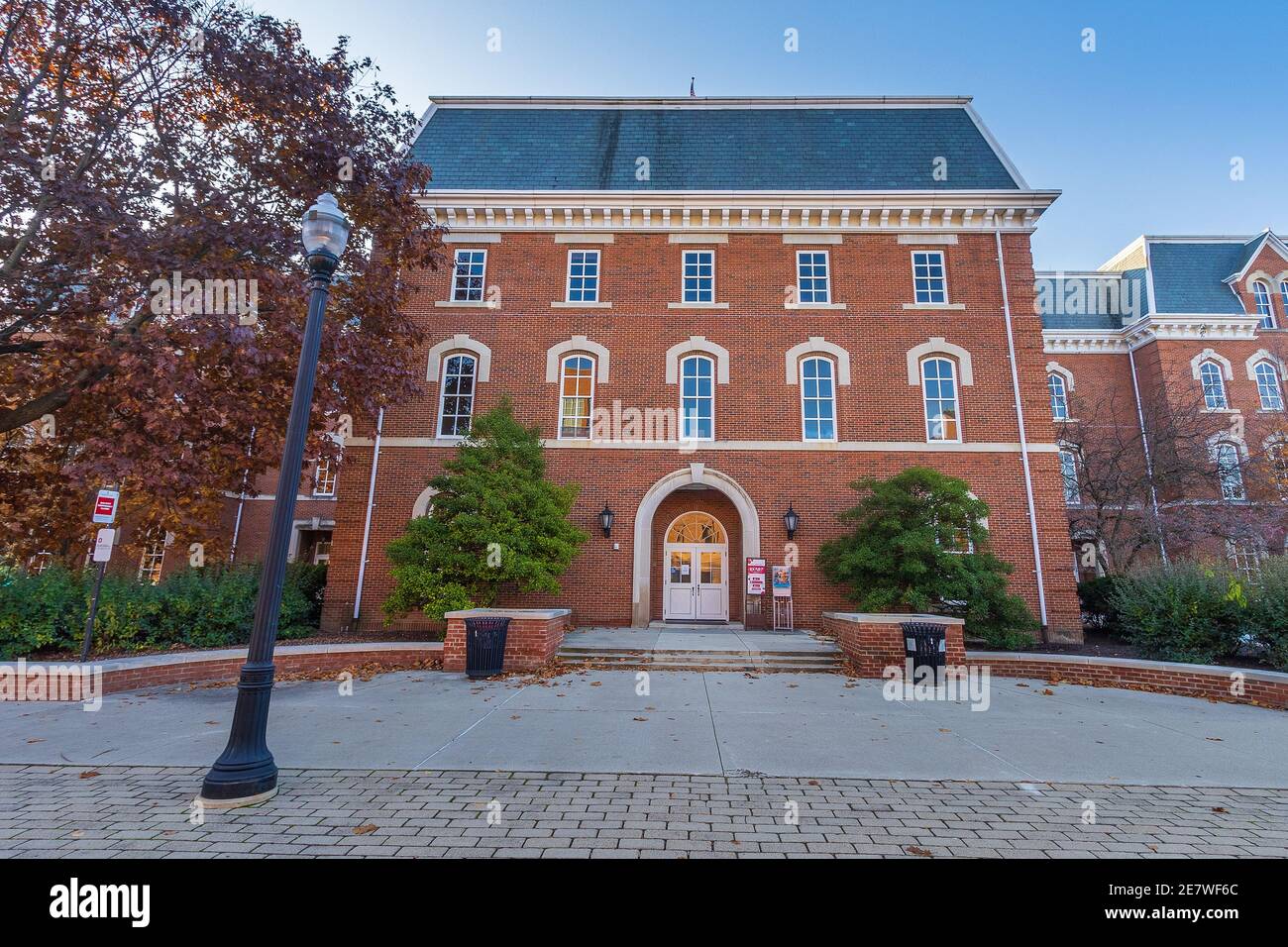 COLUMBUS, OH, États-Unis - 7 NOVEMBRE : Hall de l'Université à l'Oval le 7 novembre 2020 à l'Université d'État de l'Ohio à Columbus, Ohio. Banque D'Images