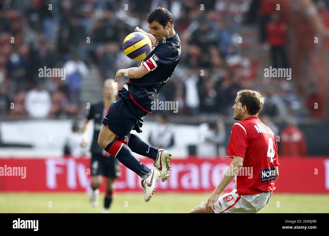 Pauleta du PSG lors du Championnat de France , PSG vs Lyonnais olympique au stade du Parc des Princes à Paris, France, le 5 mai 2007. Le jeu s'est terminé par un tirage 1-1. Photo de Christian Liewig/ABACAPRESS.COM Banque D'Images