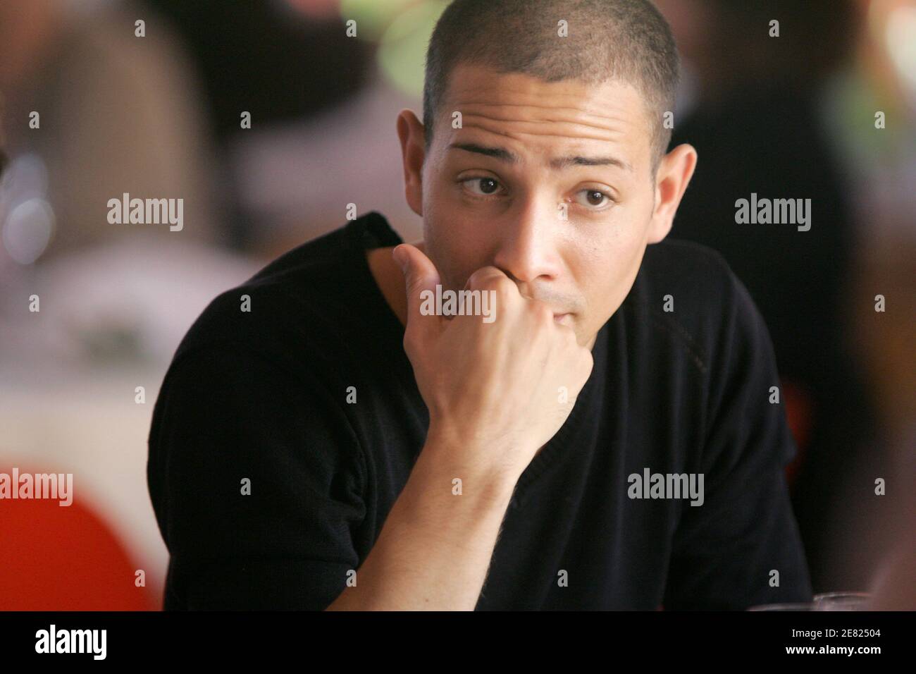 Steevy Boulay Pose Pendant Le e Anniversaire Du Futuroscope A Poitiers En France Le 2 Juin 07 Photo De Mousse Abacapress Com Photo Stock Alamy