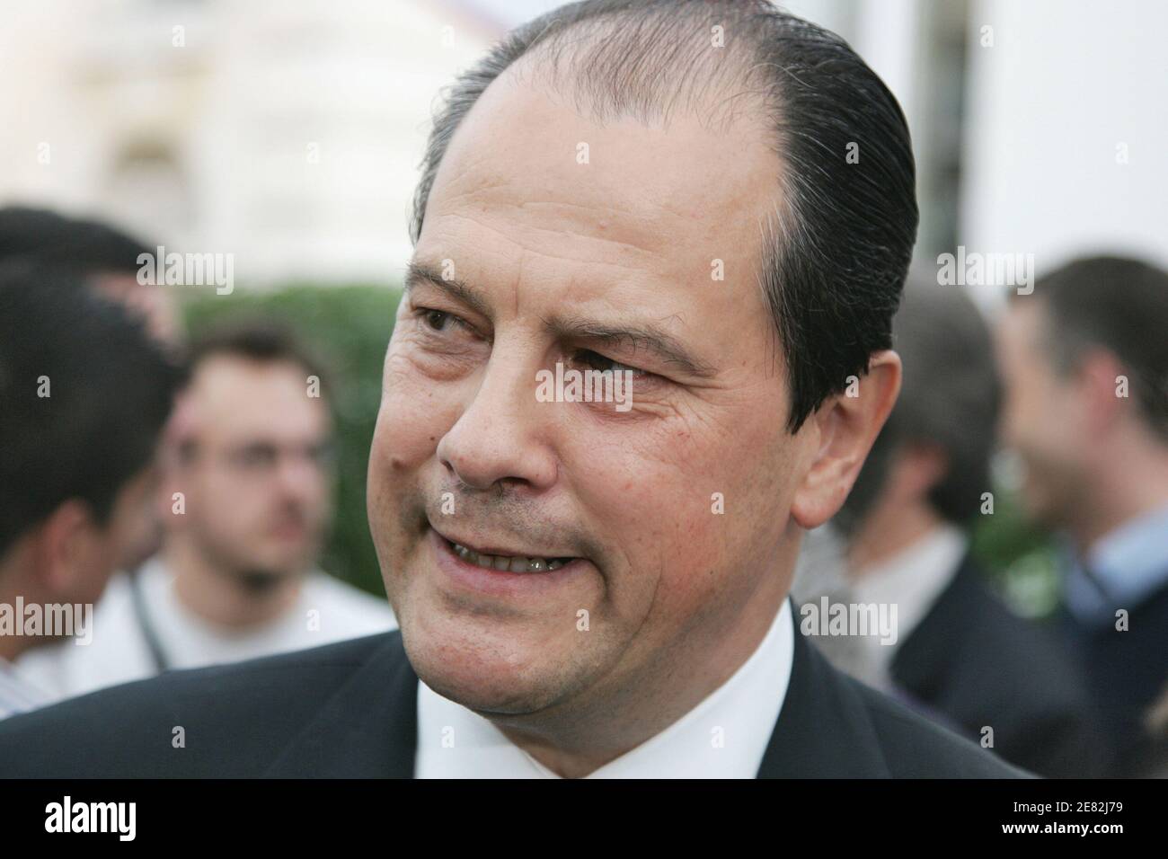 Jean-christophe Cambadelis arrive au siège du Parti socialiste à Paris, France, le 10 juin 2007, après le premier tour des élections législatives. Photo par Edouard Bernaux/ABACAPRESS.COM Banque D'Images