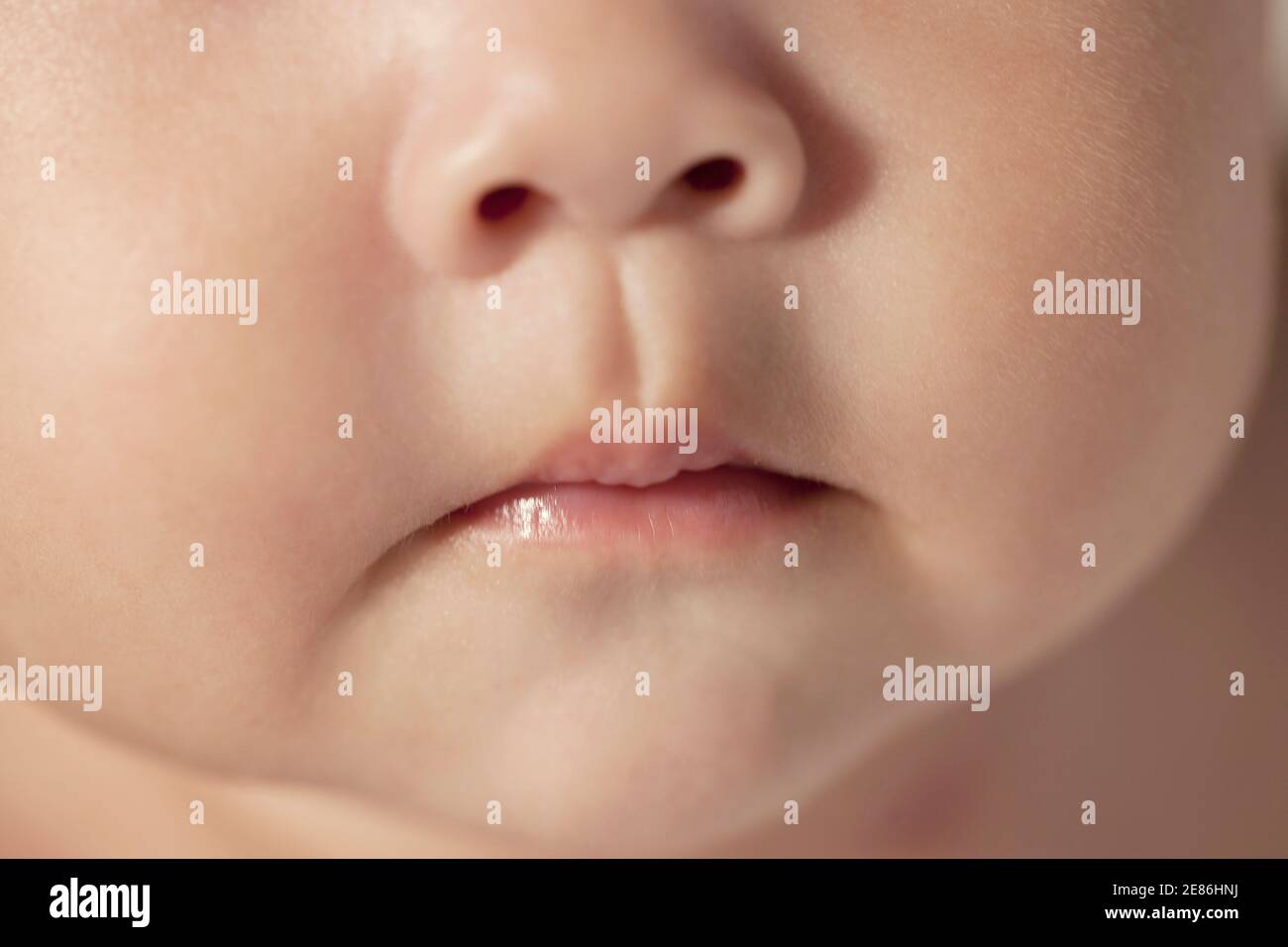 Gros plan du nez et de la bouche du bébé photo de haute qualité Banque D'Images