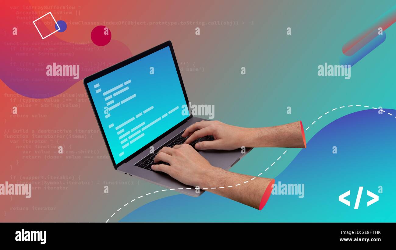 Collage d'art contemporain conceptuel. Écriture de code à la main dans un ordinateur portable. Conception du code. Banque D'Images