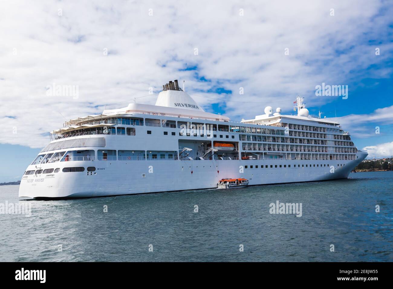 Navire de croisière Silver Whisper Nassau dans le port de Sydney au début de l'épidémie de coronavirus à Sydney, en Australie. Banque D'Images