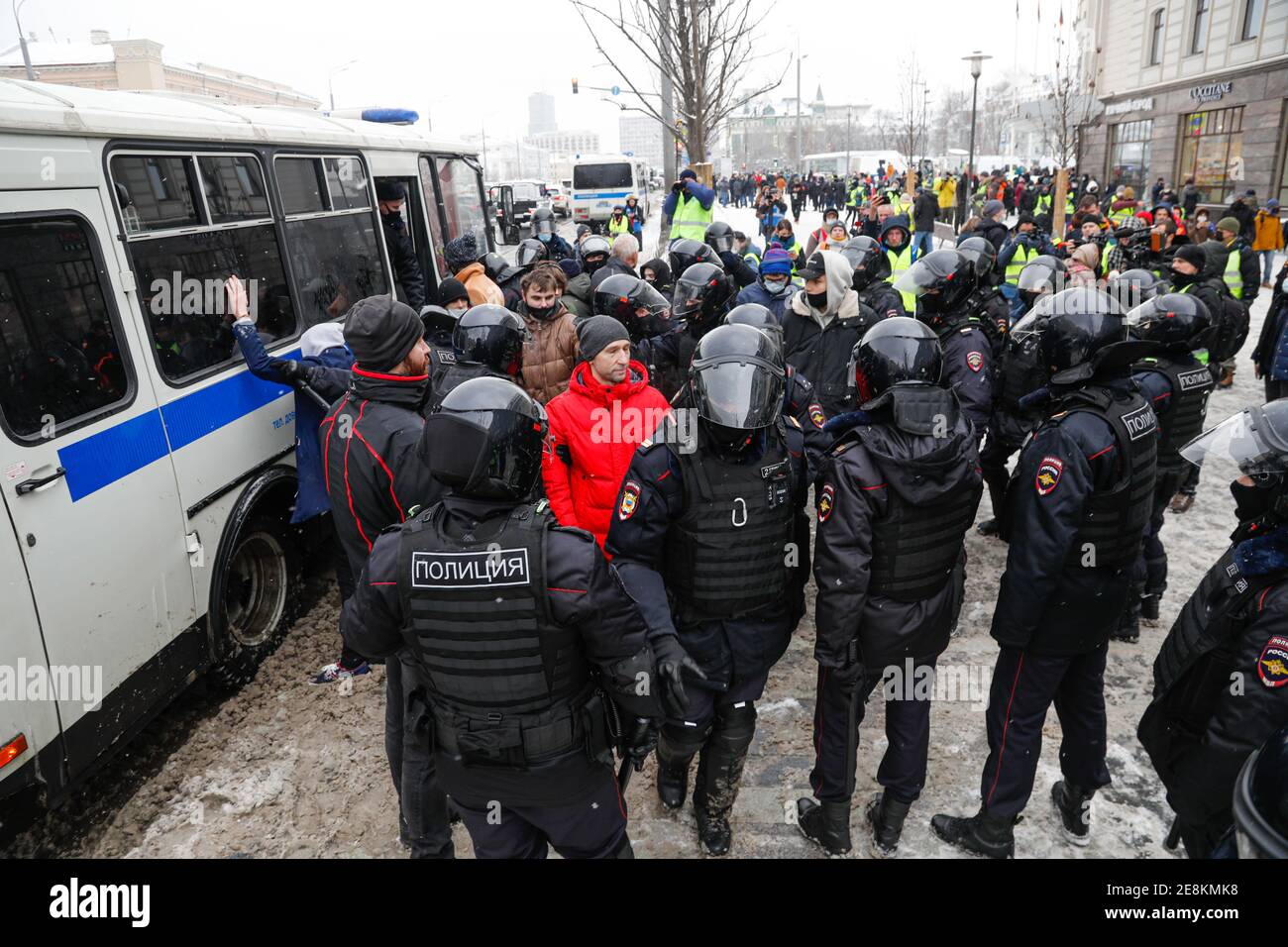 Moscou, Russie. 31 janvier 2021. Manifestations dans la capitale de la Russie. Une immense manifestation avec des milliers de personnes a eu lieu à Moscou pour demander la liberté d'Alexei Navalny et de tous les prisonniers politiques. Banque D'Images