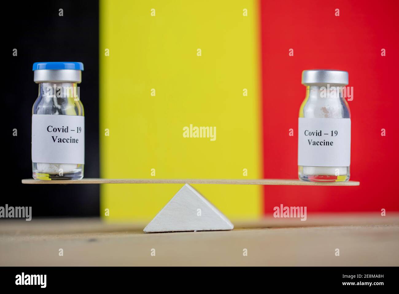 Concept du drapeau belge et du choix du vaccin Banque D'Images