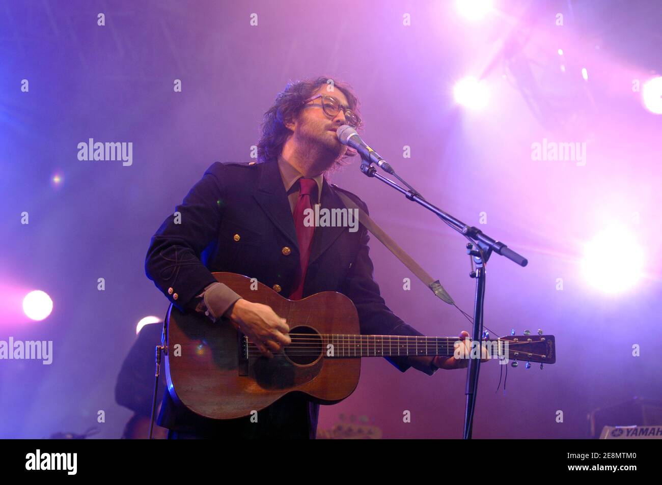 Sean Lennon, fils de John Lennon et Yoko Ono, se produit en direct sur scène pendant la deuxième journée du festival annuel de musique caritatif et caritatif « Solidays », qui s'est tenu sur le circuit de Longchamp à Paris, en France, le 7 juillet 2007. Photo de Khayat-Moreau/ABACAPRESS.COM Banque D'Images