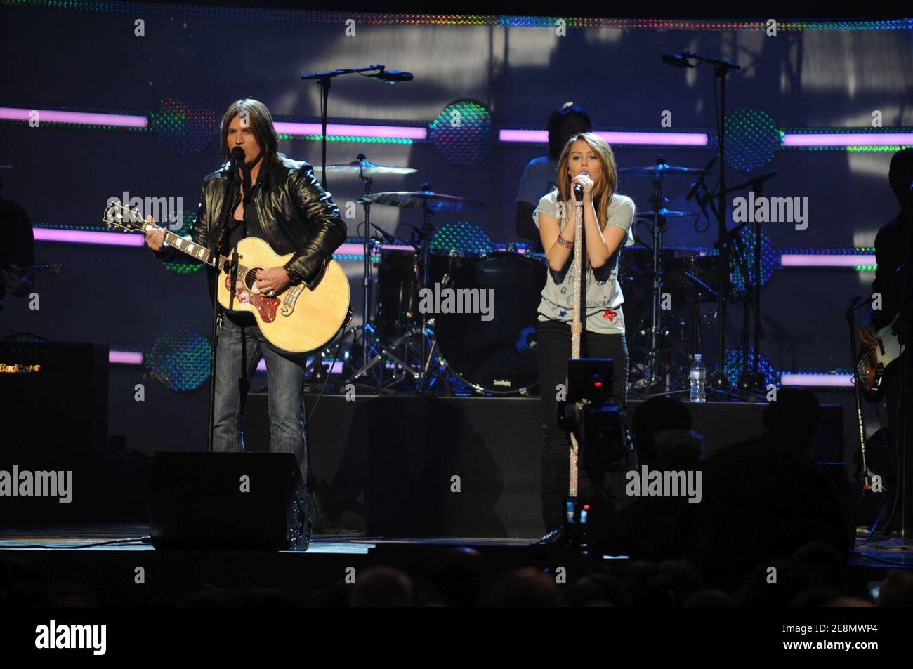 Miley et Billy Ray Cyrus au concert inaugural pour enfants. Banque D'Images