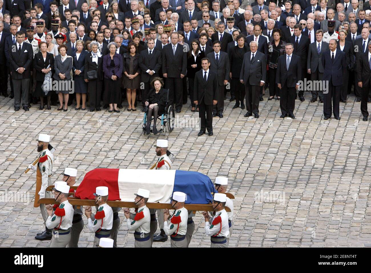 Messe funéraire de l'ancien Premier ministre Pierre Messmer tenue à l'église des Invalides à Paris, France, le 4 septembre 2007. Photo de Bernard Bisson/ABACAPRESS.COM Banque D'Images