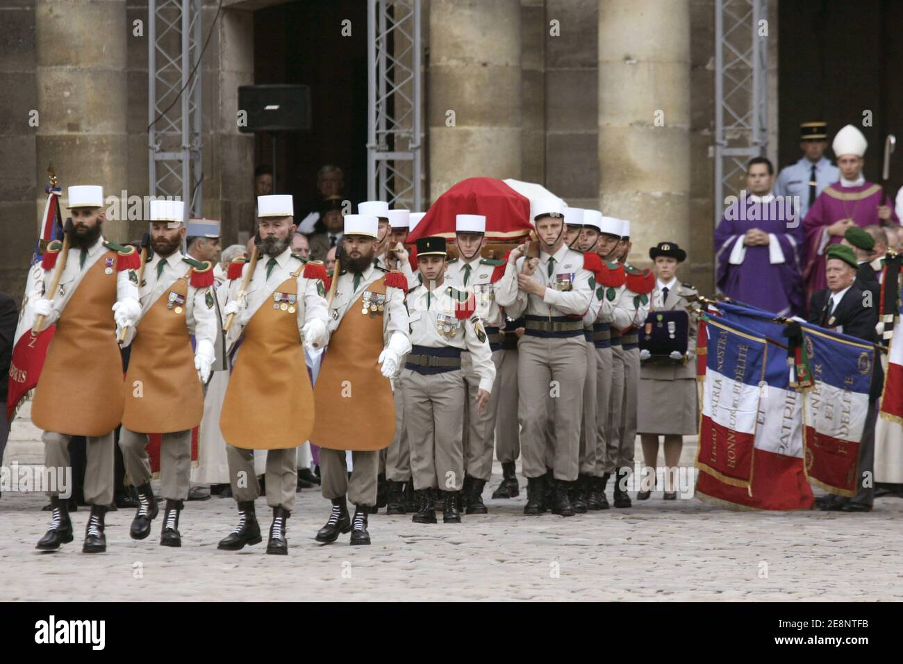 Messe funéraire de l'ancien Premier ministre Pierre Messmer, tenue à l'église des Invalides à Paris, France, le 4 septembre 2007. Photo de Thierry Chesnot/ABACAPRESS.COM Banque D'Images