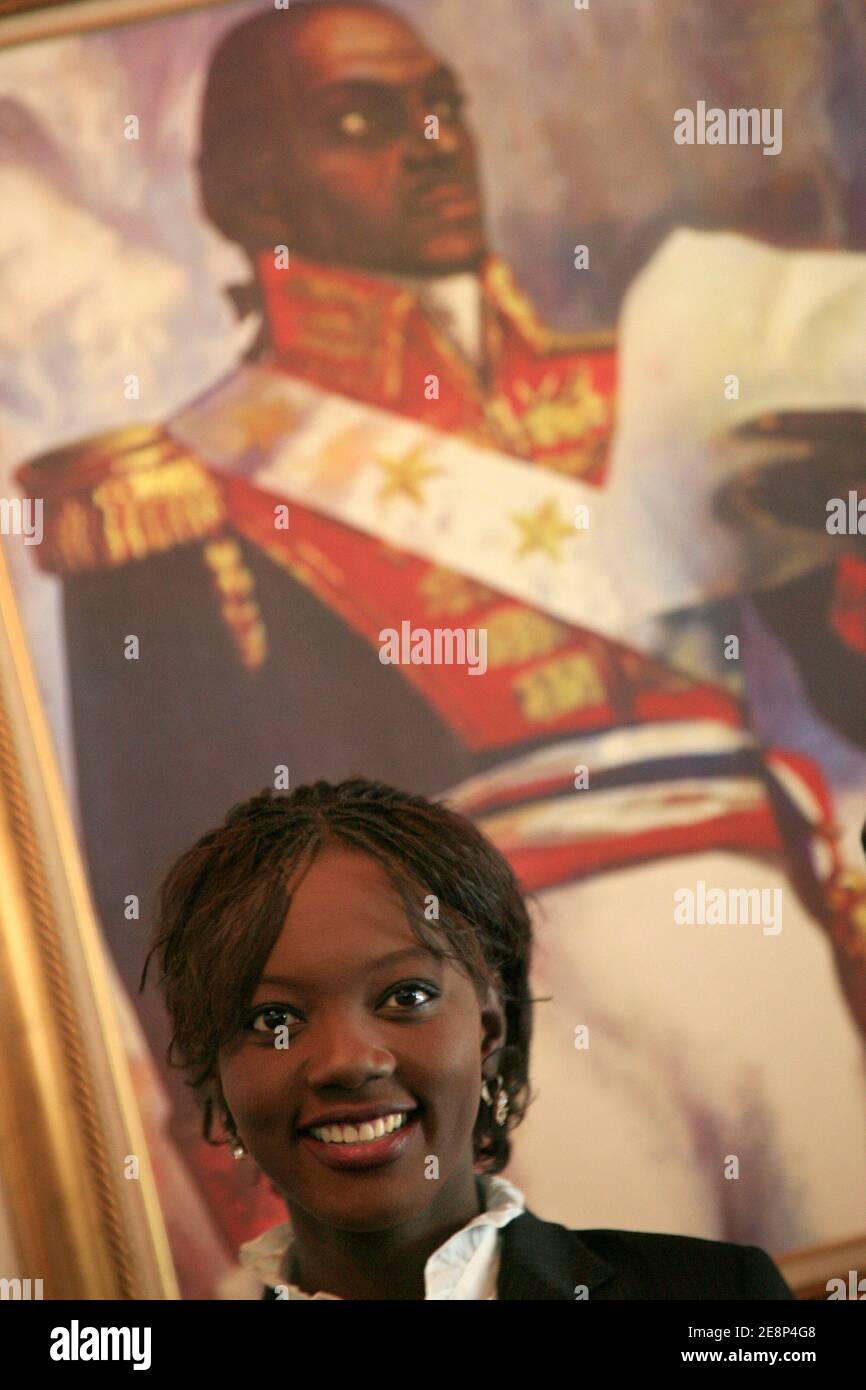 Responsable français des affaires étrangères et des droits de l'homme Rama Yade rencontre le Premier ministre haïtien Jacques-Edouard Alexis à Port-au-Prince, en Haïti, le 14 septembre 2007, dans le cadre de sa visite officielle sur l'île. Photo par Axelle de russe/ABACAPRESS.COM Banque D'Images