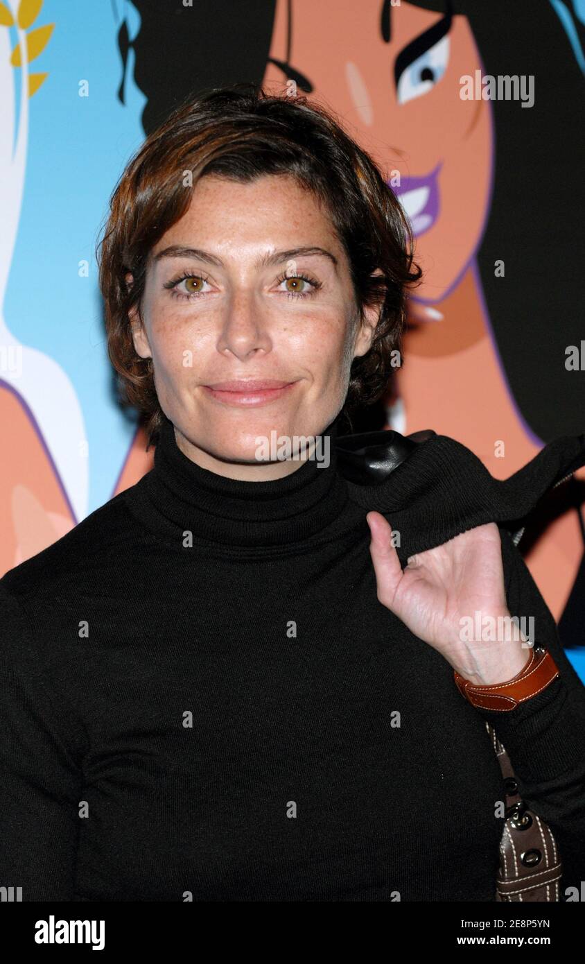 L'animateur de télévision Daphne Roulier lors de la première de l'Age des Tenebres, qui s'est tenue au théâtre Gaumont Marignan à Paris, en France, le 17 septembre 2007. Photo de Nicolas Khayat/ABACAPRESS.COM Banque D'Images