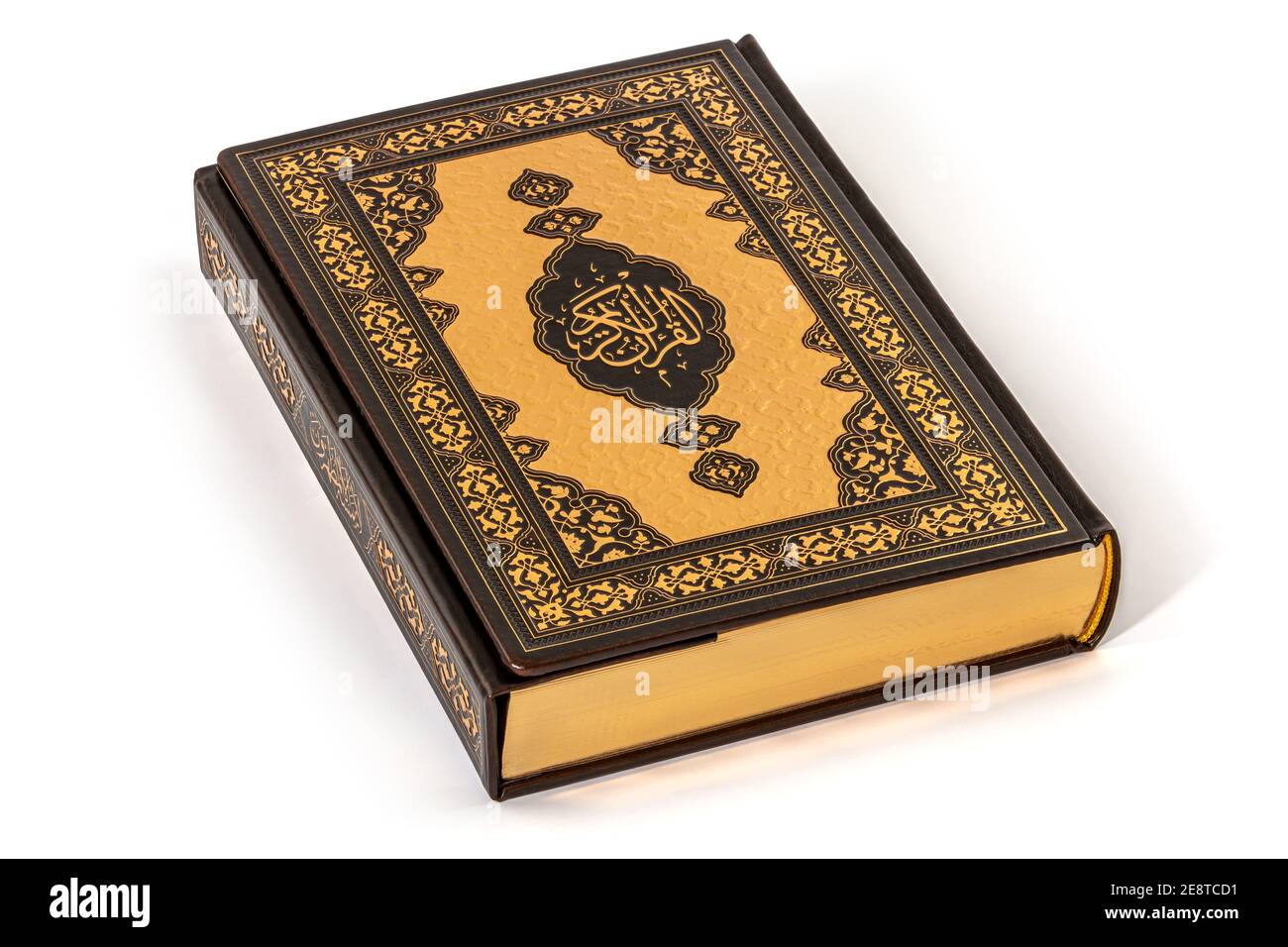 Livre Saint Coran, couverture en cuir spéciale avec Photo Stock - Alamy