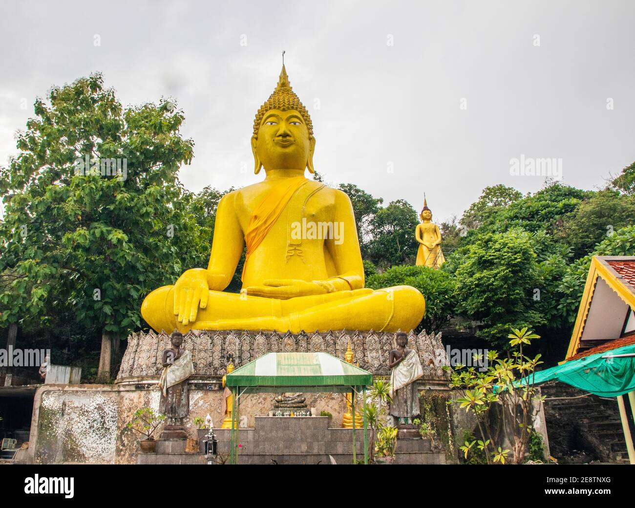 Statue de Bouddha sur une île thaïlandaise Thaïlande Asie Banque D'Images