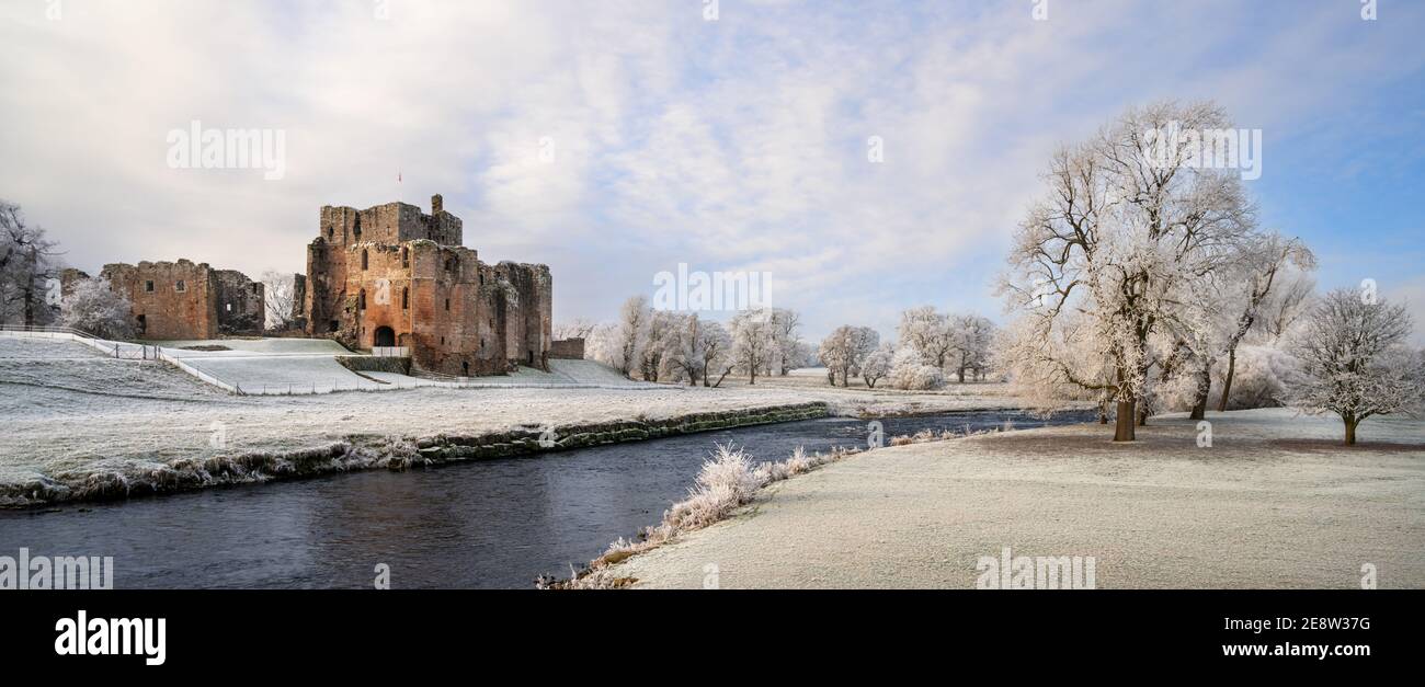 Château de Brougham en hiver. Banque D'Images