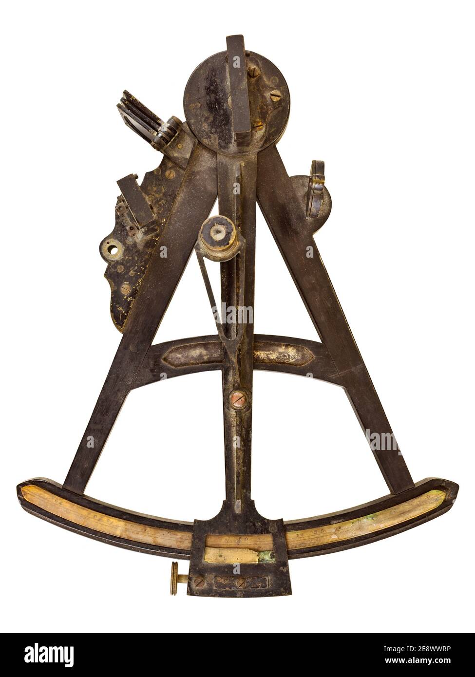 Ancien sextant maritime isolé sur fond blanc Banque D'Images