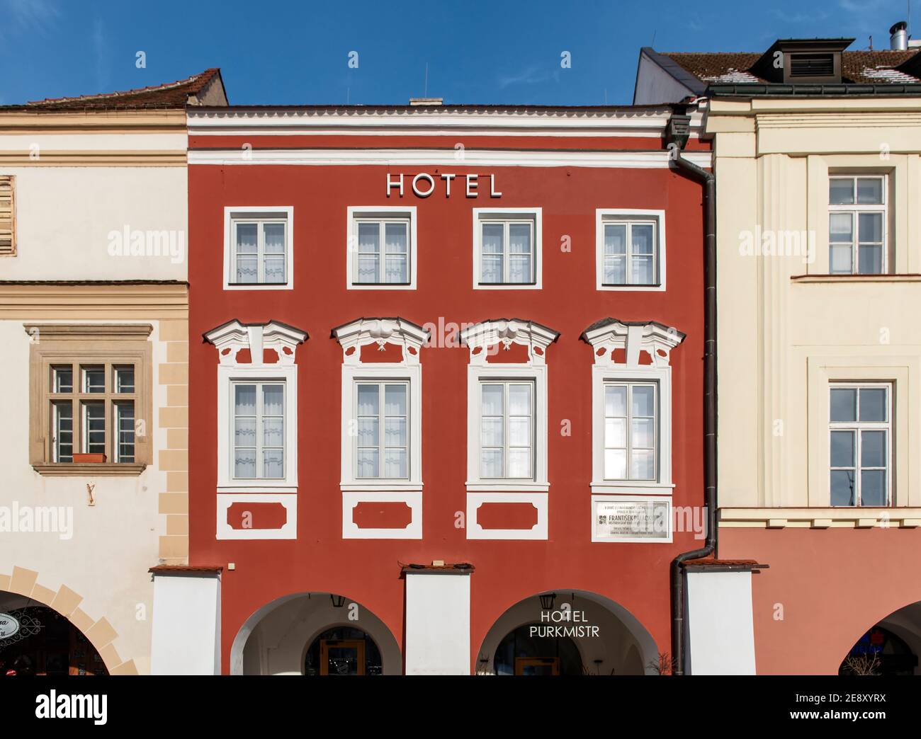 Maisons sur la place principale (Velké náměstí), Kroměříž (Kromeriz), République tchèque Banque D'Images
