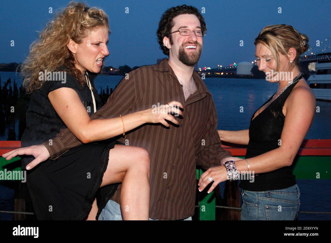 **PHOTO DE FICHIER** Dustin Diamond est décédé à 44 de l'étape 4 du ...