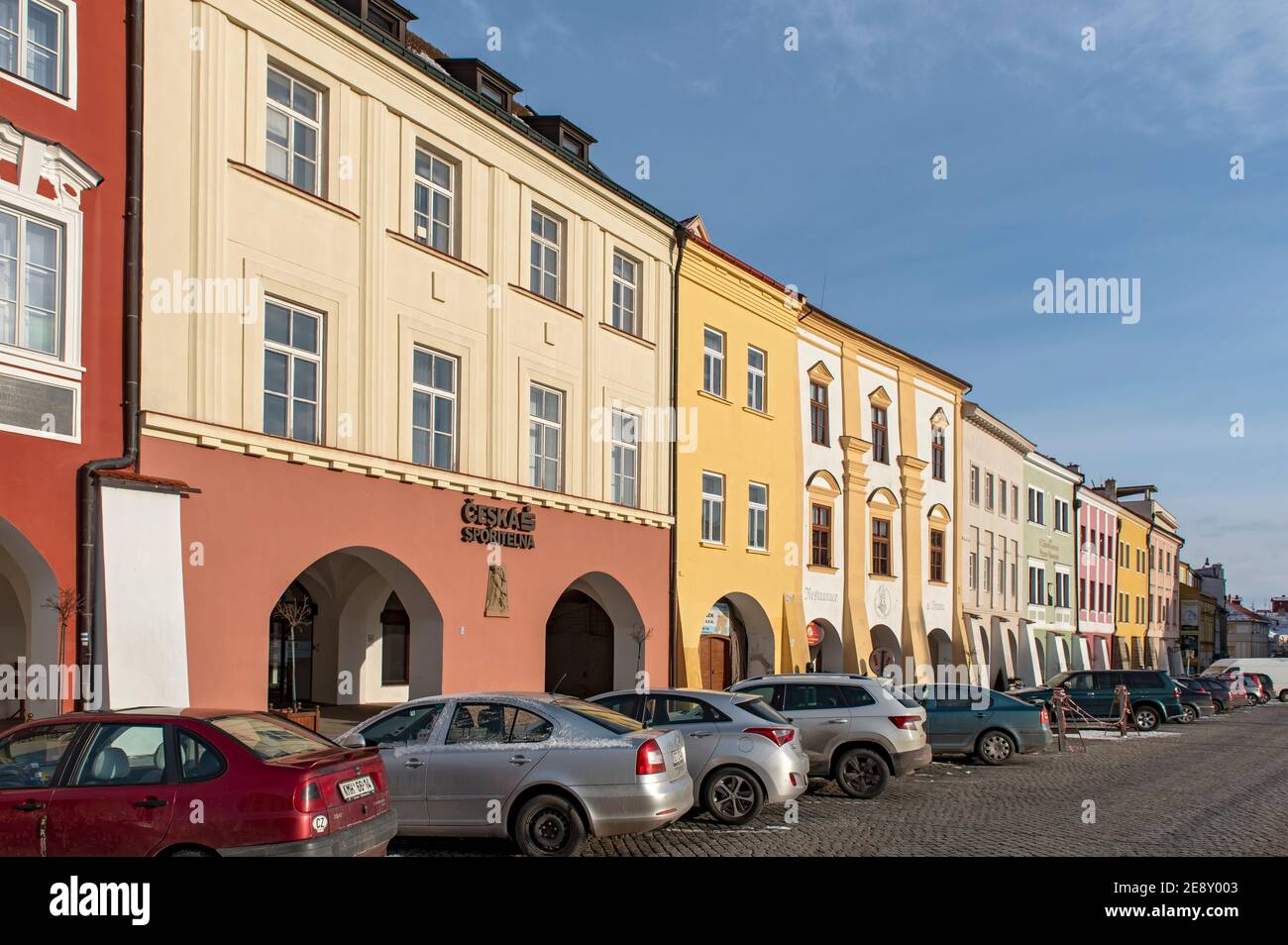 Maisons sur la place principale (Velké náměstí), Kroměříž (Kromeriz), République tchèque Banque D'Images
