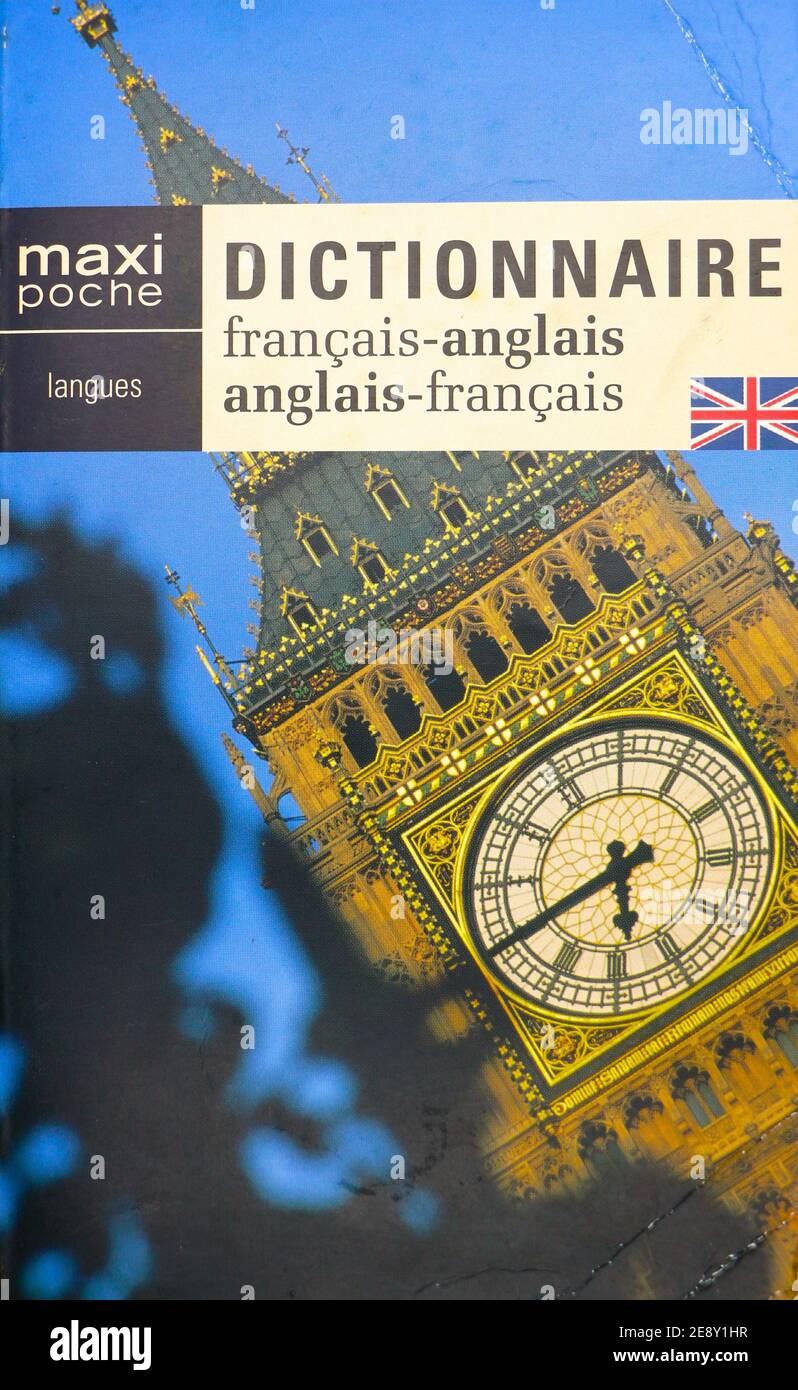 Photo de la couverture d'un dictionnaire français anglais imprimé Maxi  poche avec une photo de l'horloge de Big Ben Photo Stock - Alamy