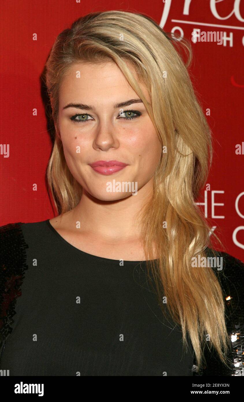 Rachael Taylor participe au Spring Collection Fashion Show 2008 de Frederick's of Hollywood, qui s'est tenu au Palladium à Los Angeles, CA, États-Unis, le 24 octobre 2007. Photo de Baxter/ABACAPRESS.COM Banque D'Images