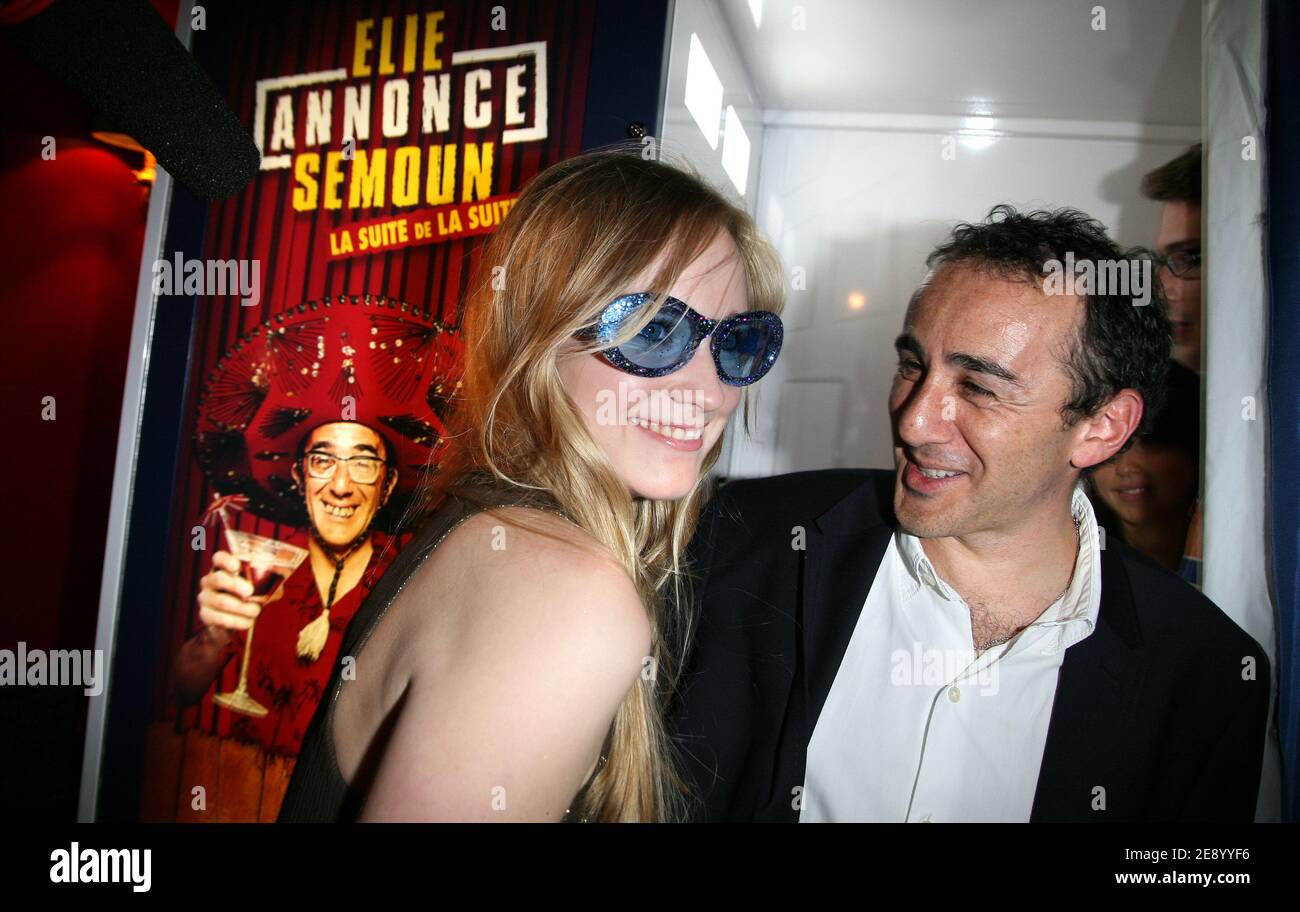 Elie Semoun et sa petite amie Juliette assistent à la fête de lancement de  son nouveau DVD 'Elie annonce Semoun' qui s'est tenu à la Villa à Paris, en  France, le 29