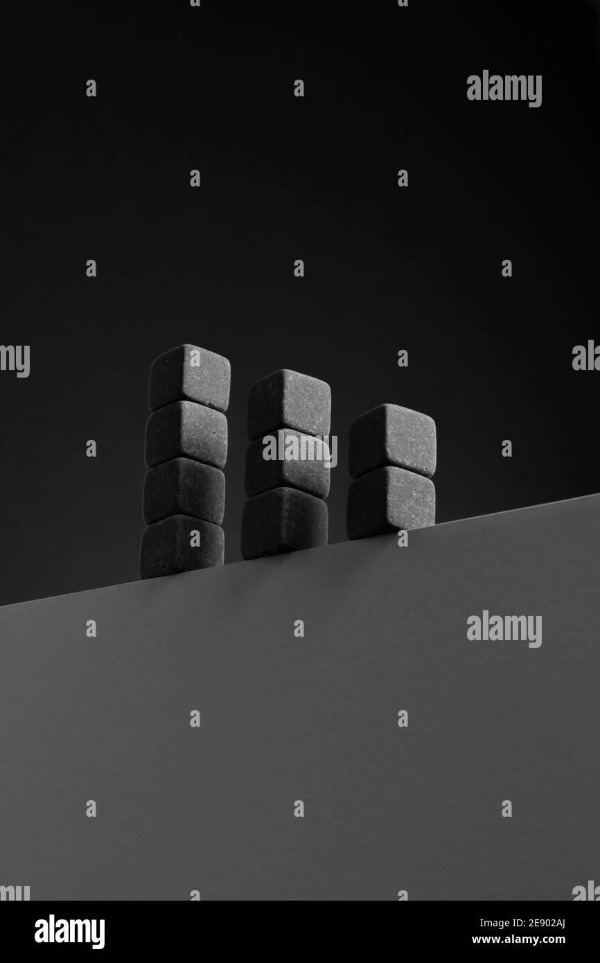 Pierres à whisky grises empilées les unes sur les autres Banque D'Images