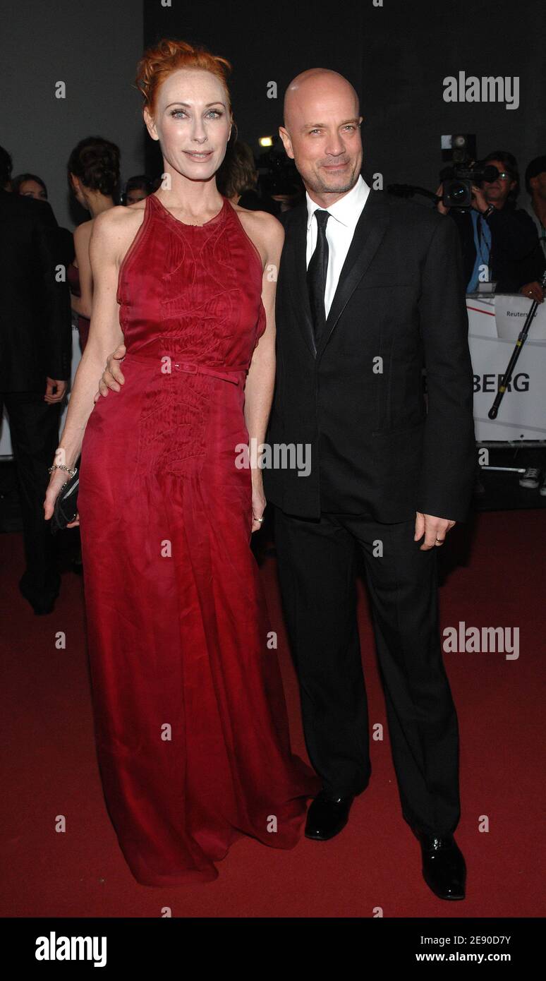 L'acteur allemand Christian Berkel et sa femme Andrea Sawatzki arrivent à la 20e édition annuelle des European film Awards qui se tiennent à l'Arena de Berlin, en Allemagne, le 1er décembre 2007. Photo de Nicolas Khayat/ABACAPRESS.COM Banque D'Images