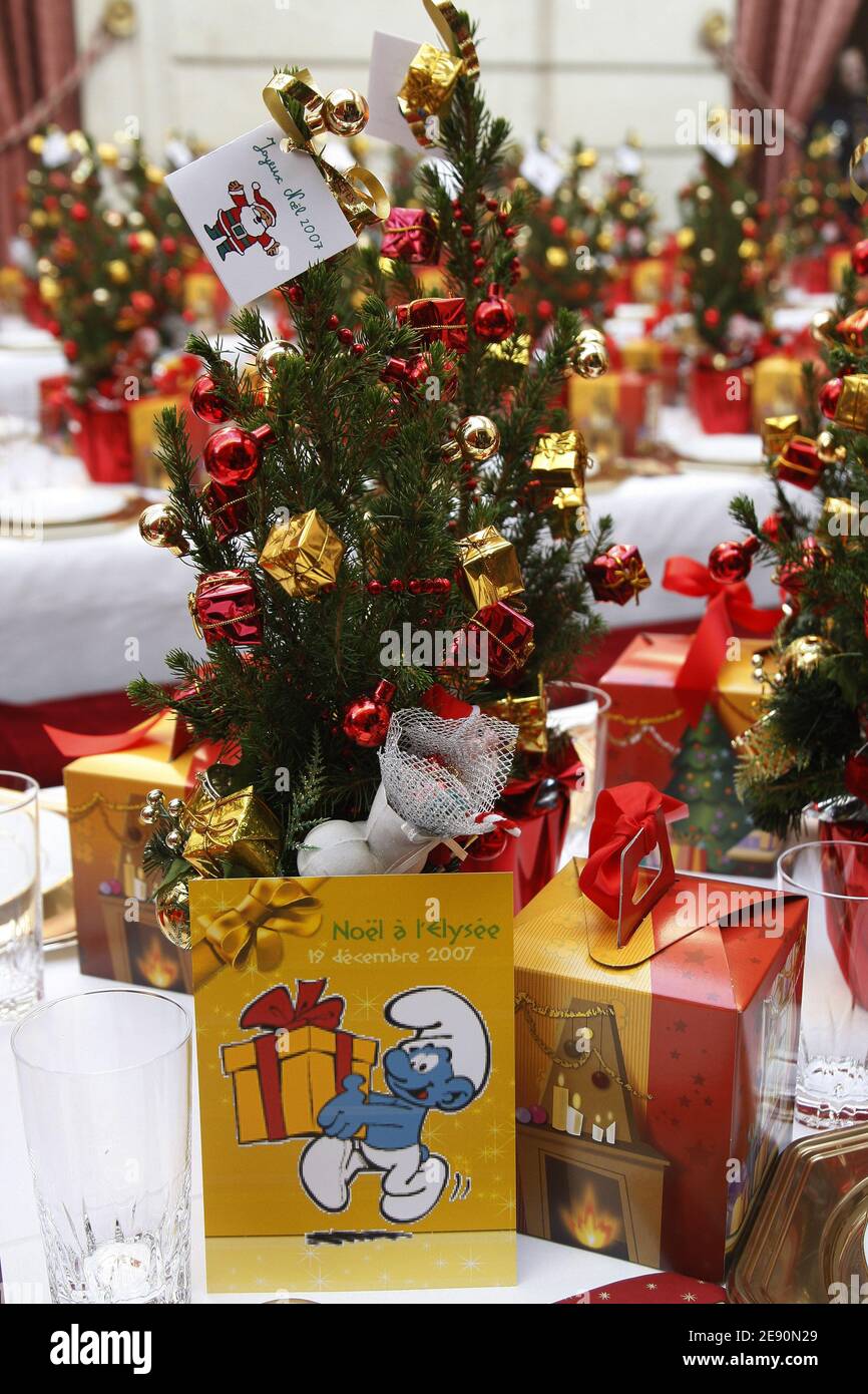Cérémonie traditionnelle des arbres de Noël à l'Elysée Palace de Paris,  France, le 19 décembre 2007. Photo de Mousse-Orban-Taamallah/ABACAPRESS.COM  Photo Stock - Alamy
