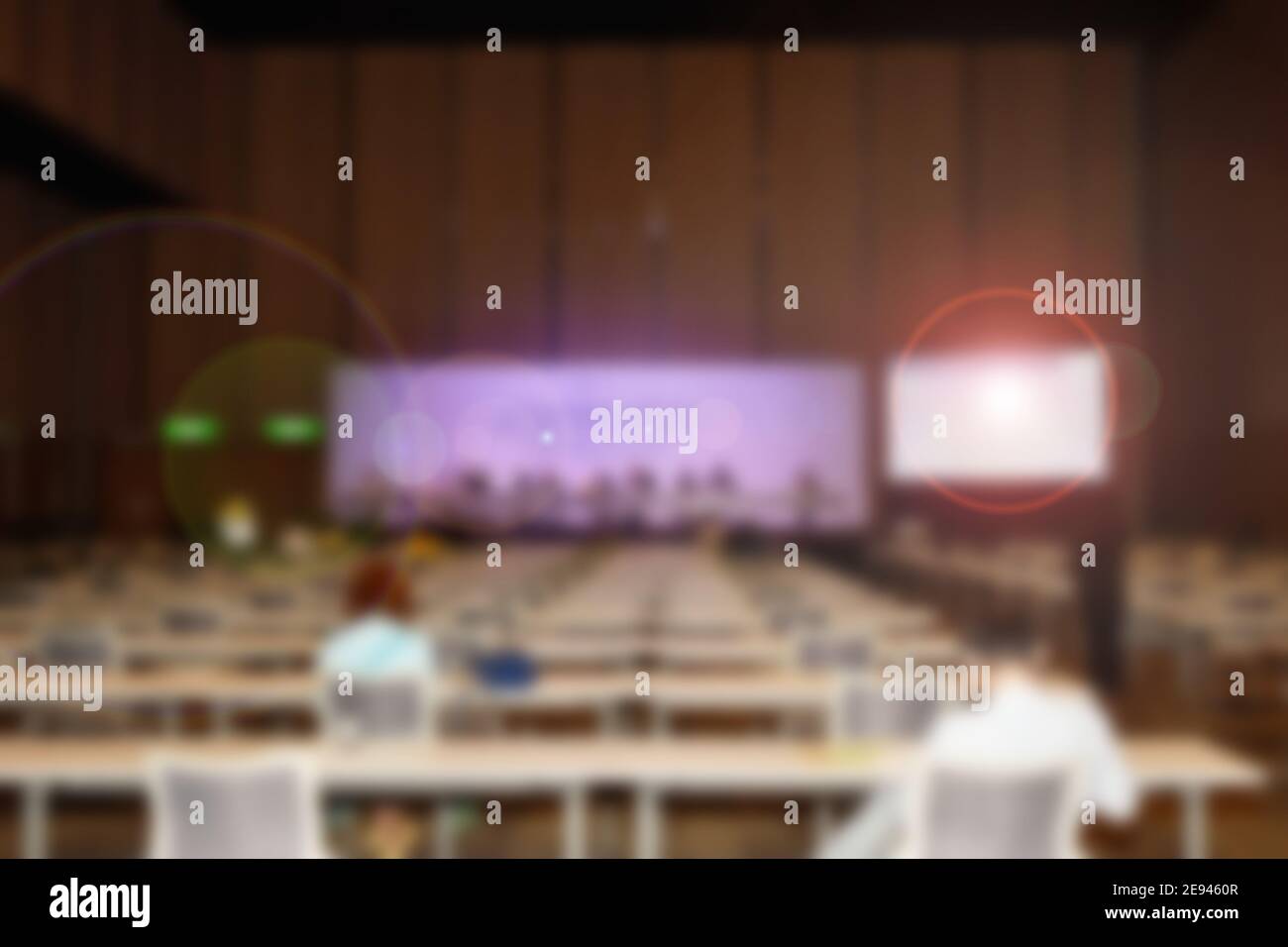 flou de scène et de réunion de personnes dans la salle de conférence Banque D'Images