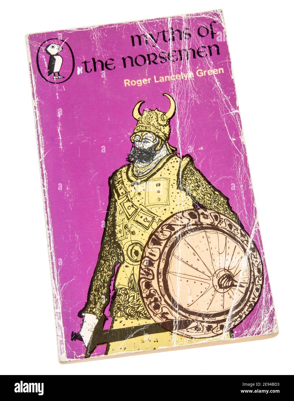 Mythes du livre de poche de Norsperme de Roger Green publié Par Puffin fin 1970 irst publié comme la saga de Asgard en 1960 Banque D'Images