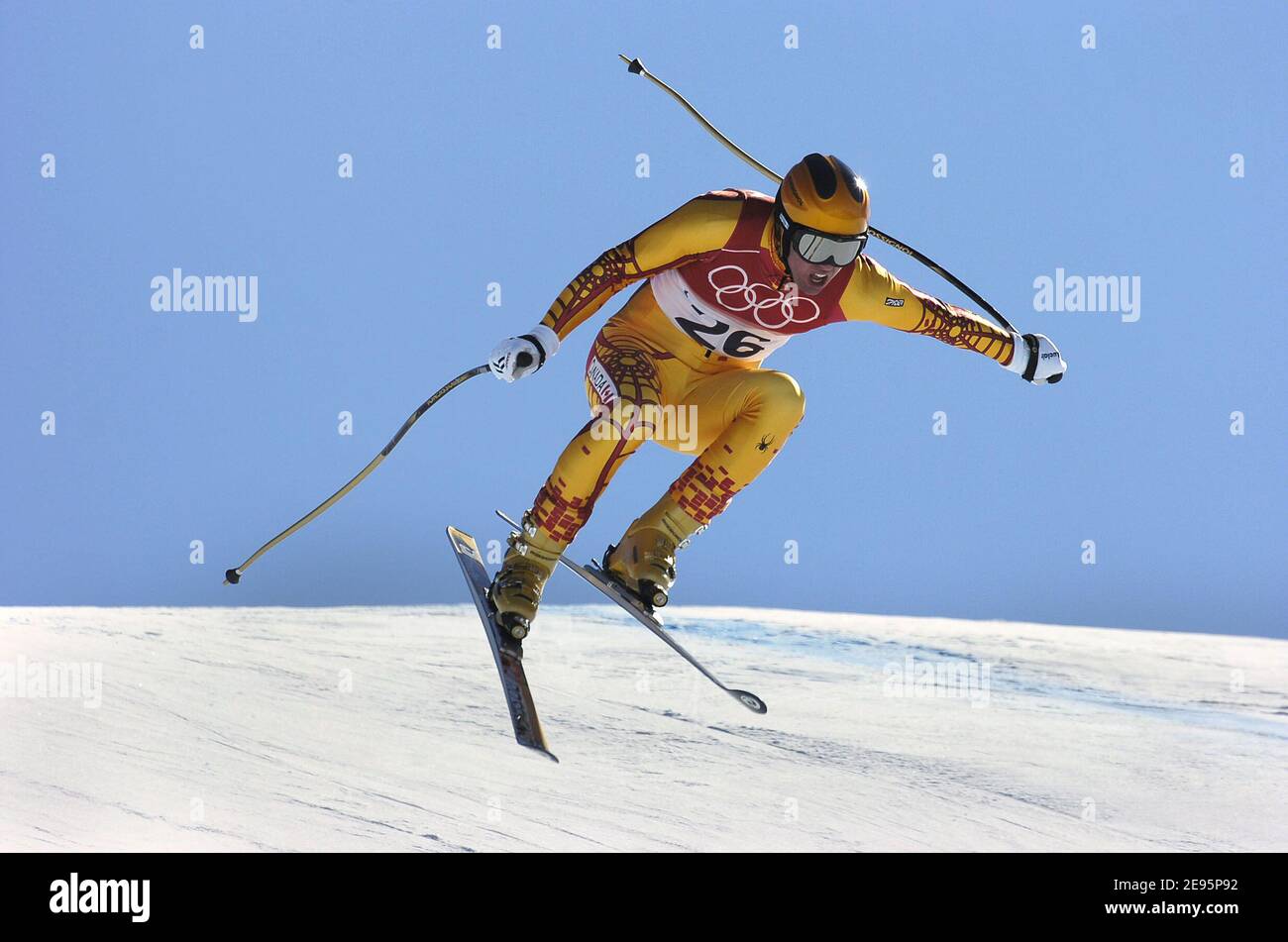Manuel Osborne-Paradis du Canada pendant la course d'entraînement pour les hommes en descente aux Jeux olympiques d'hiver de 2006 à Turin, à Sestriere Borgata, en Italie, le 10 février 2006. Photo de Gouhier-Nebinger-Orban/ABACAPRESS.COM Banque D'Images