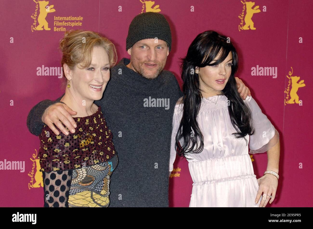 Meryl Streep, Woody Harrelson et Lindsay Lohan assistent à la séance photo du film « A Prairie Home Companion » réalisé par Robert Altman lors de la 56e Berlinale, International film Festival à Berlin, en Allemagne, le 12 février 2006. Photo de Bruno Klein/ABACAPRESS.COM Banque D'Images