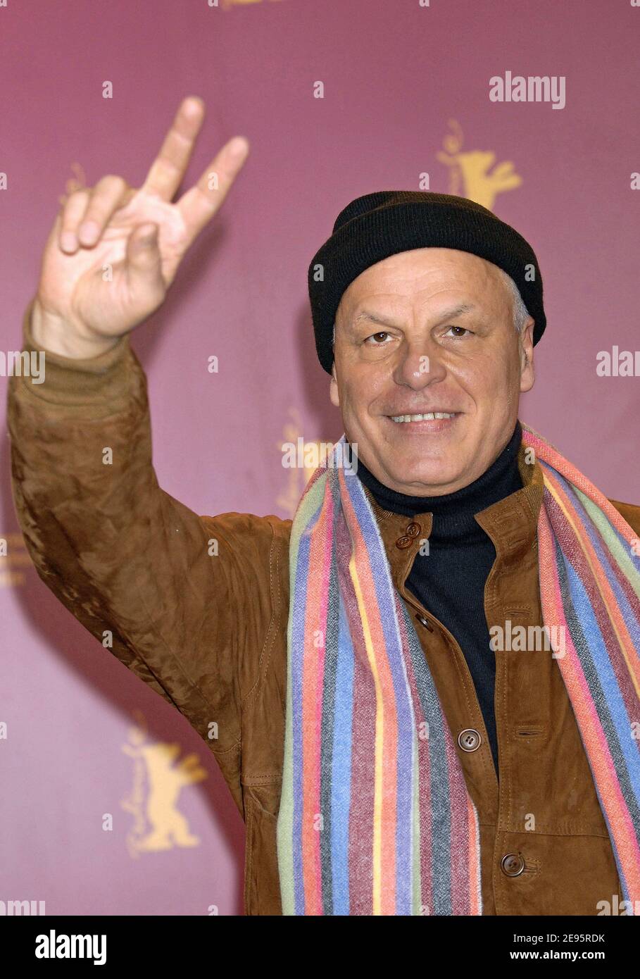 L'acteur et réalisateur italien Michele Placido pose pendant la séance photo du film 'Romanzo Criminale' lors de la 56e Berlinale, Festival International du film à Berlin, Allemagne, le 15 février 2006. Photo de Bruno Klein/ABACAPRESS.COM Banque D'Images