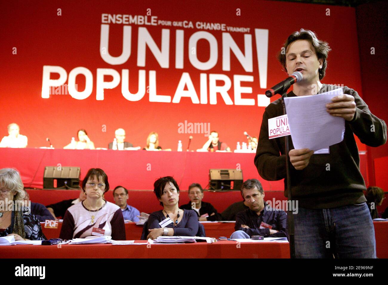 Parti communiste français 33ème Congrès au Bourget près de Paris, France, le 25 mars 2006. Photo de Thierry Orban/ABACAPRESS.COM Banque D'Images