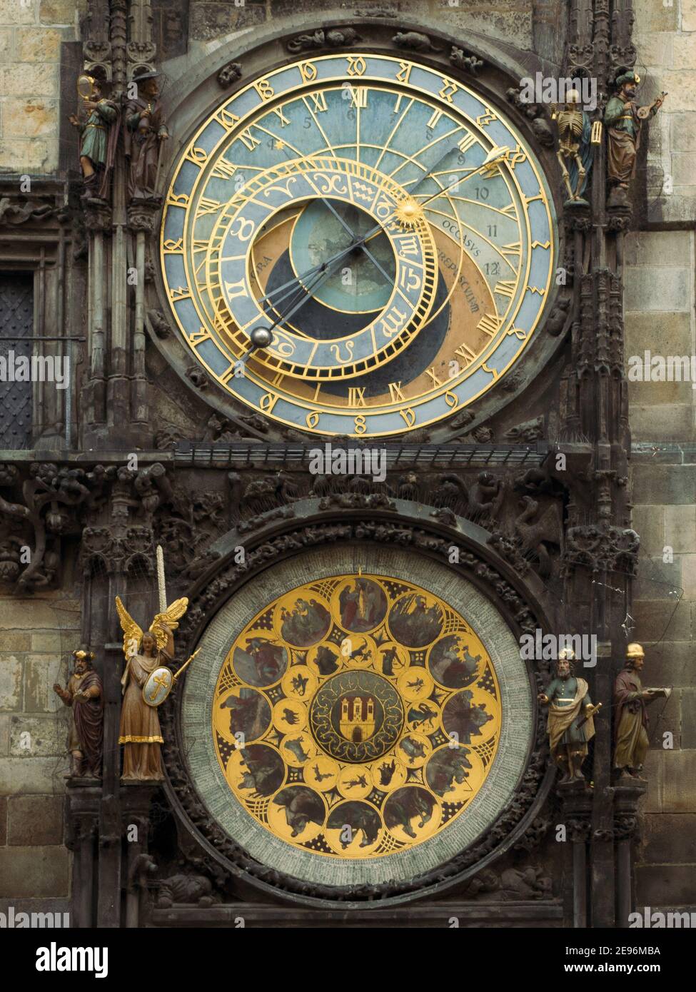 Prague, République tchèque - 15 décembre 2016 : gros plan de l'horloge astronomique de Prague Banque D'Images