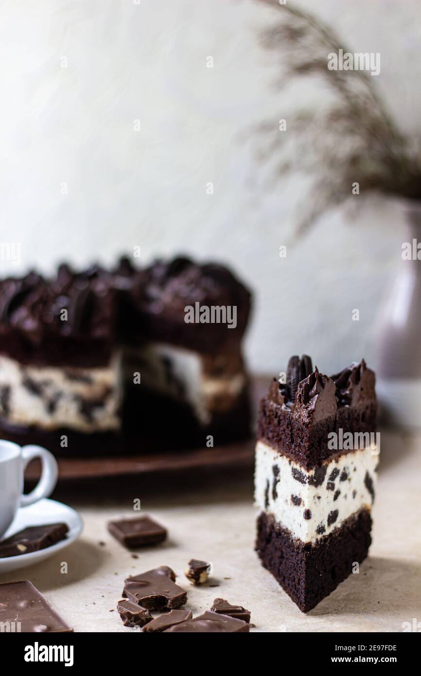 Un Morceau De Gateau Oreo Maison Photo Stock Alamy Un Morceau De Gateau Oreo Maison Photo Stock Alamy