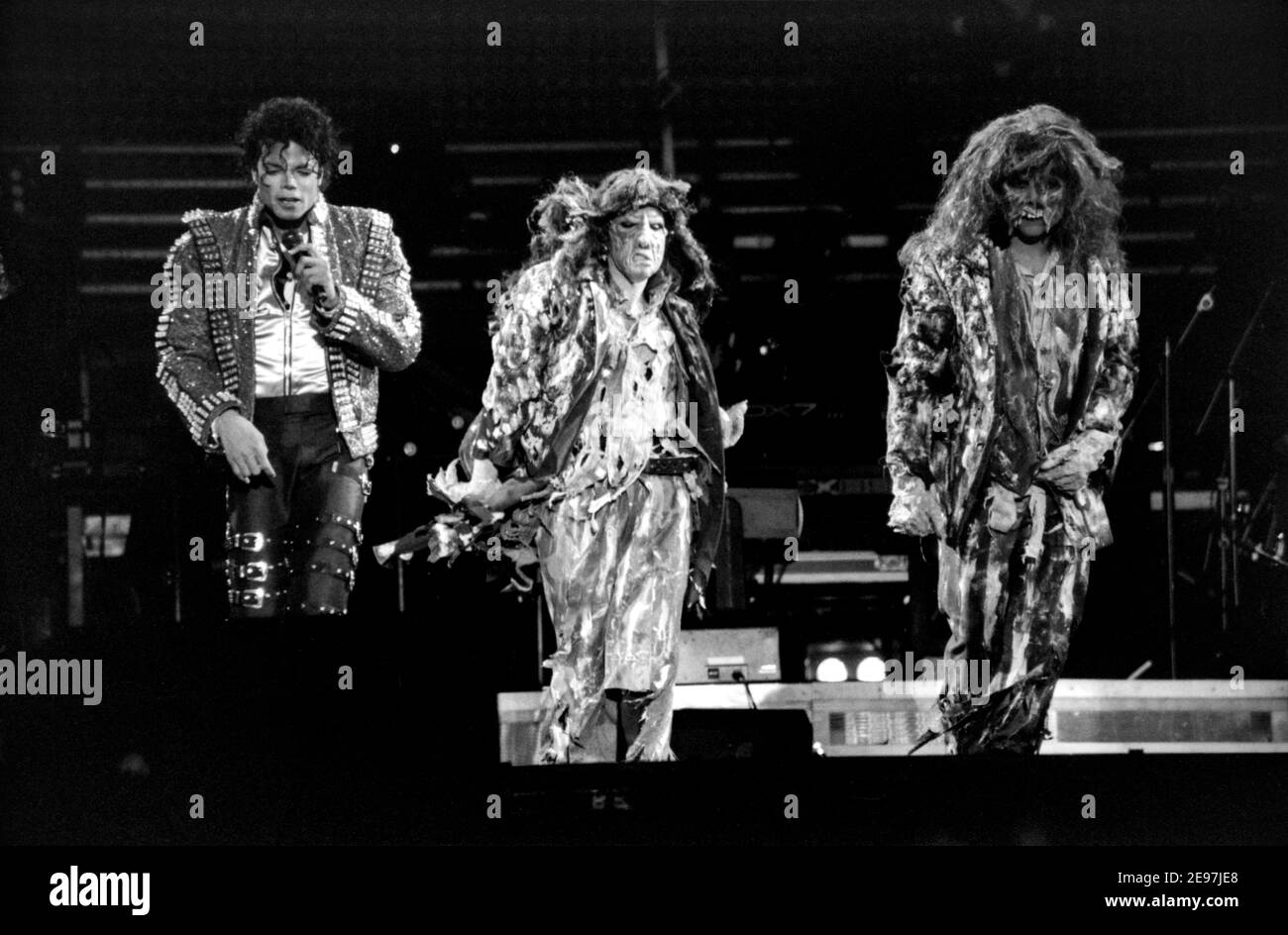 ROTTERDAM, PAYS-BAS - JUIN 05,1988 : Michael Jackson en direct sur scène à Rotterdam lors de son «mauvais tour du monde». Banque D'Images